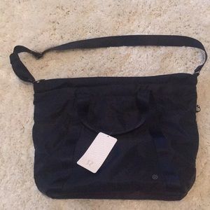LuLu Lemon Carry the Day Bag
